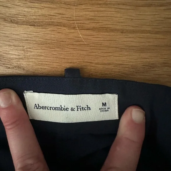 Abercrombie & Fitch Navy Women's Bermudas - Picture 4 of 4